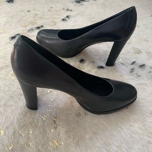 Banana Republic Chunky Heel